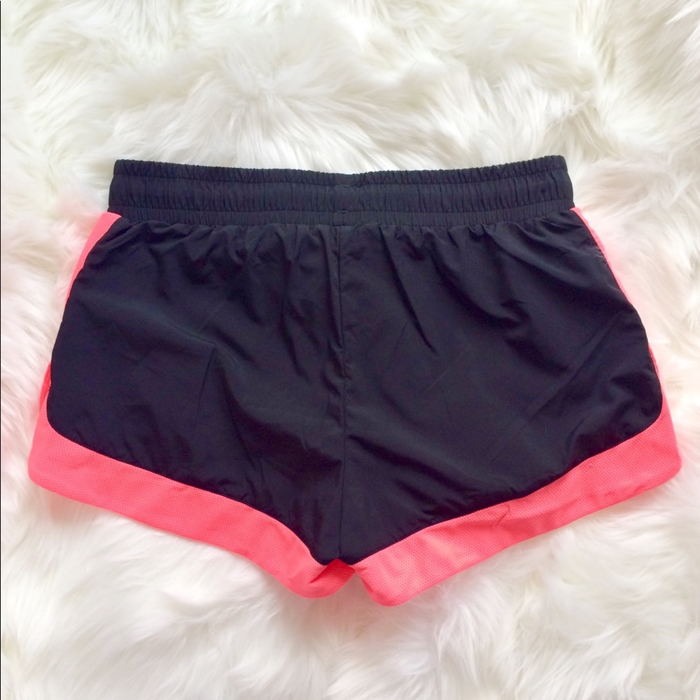 Lorna Jane Bambi Running Shorts - Picture 6 of 7
